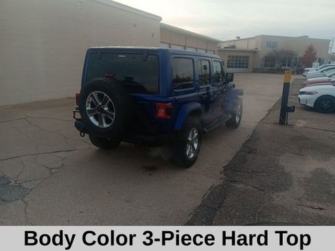 Used 2018 Jeep Wrangler Unlimited Sahara image 5