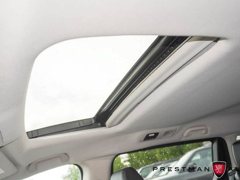Used 2025 Honda Odyssey EX-L image 5