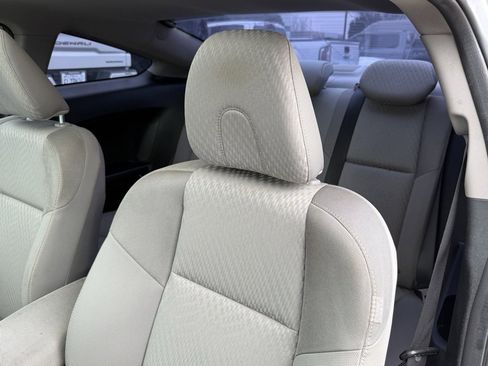 Used 2015 Honda Civic EX image 3