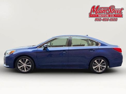 Used 2017 Subaru Legacy 3.6R Limited AWD/4WD image 4