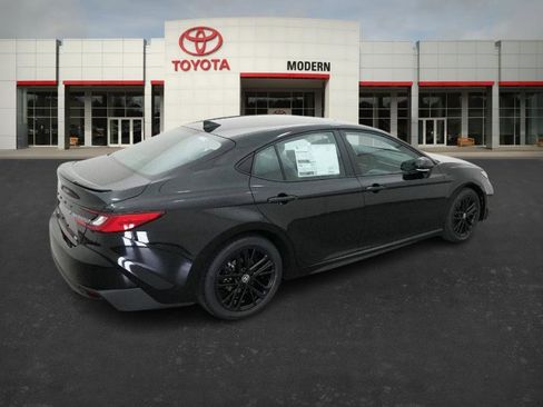 New 2026 Toyota Camry SE image 22