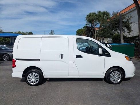 Used 2020 Nissan NV200 SV image 8