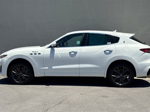 Used 2022 Maserati Levante Modena image 9