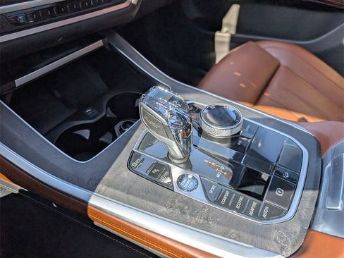 Used 2019 BMW X5 xDrive40i w/ M Sport Package image 28