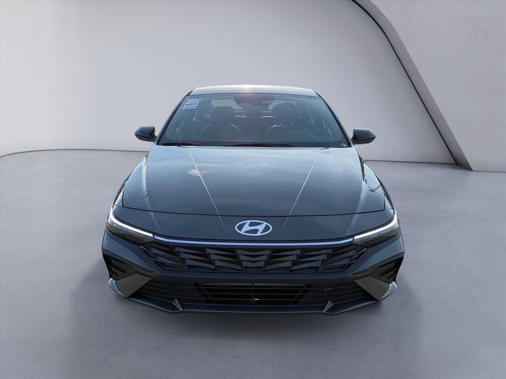 New 2026 Hyundai Elantra SEL Sport FWD image 8