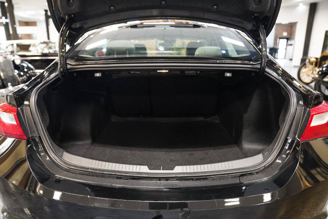 Used 2024 Chevrolet Malibu LS FWD image 16