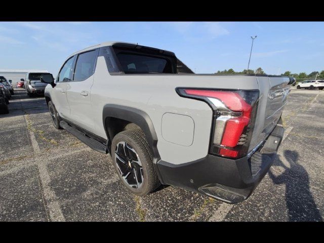 Used 2026 Chevrolet Silverado EV LT w/ Premium Package AWD/4WD image 5