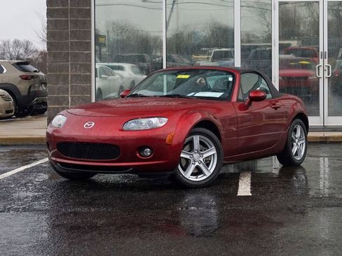 Used 2008 MAZDA MX-5 Miata Sport image 6