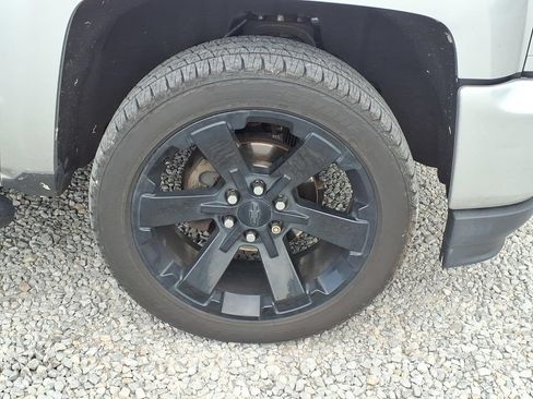 Used 2017 Chevrolet Silverado 1500 LT w/ Rally 2 Edition AWD/4WD image 14