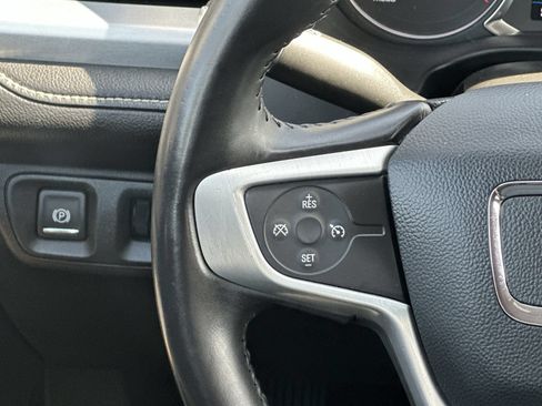 Used 2020 GMC Acadia SLE FWD image 20