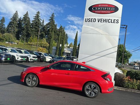 Used 2016 Honda Civic EX-T image 3