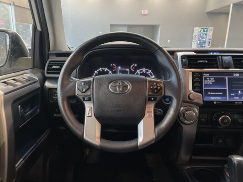 Used 2021 Toyota 4Runner SR5 AWD/4WD image 19