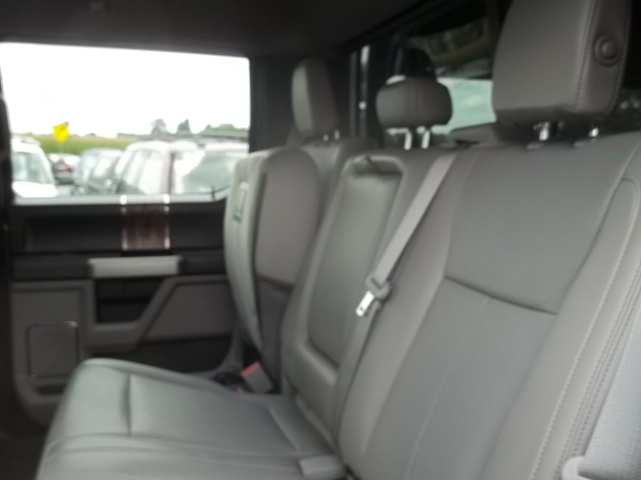 Used 2018 Ford F150 Lariat w/ Equipment Group 502A Luxury AWD/4WD image 16