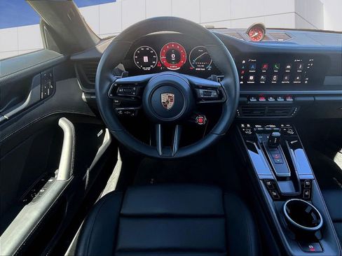 Used 2025 Porsche 911 Carrera GTS RWD image 13