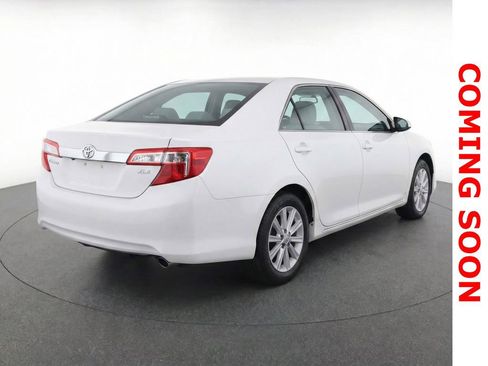 Used 2012 Toyota Camry XLE image 6