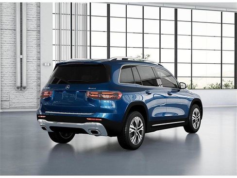 New 2026 Mercedes-Benz GLB 250 4MATIC image 22