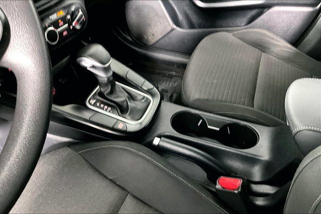Used 2020 Kia Soul S FWD image 18