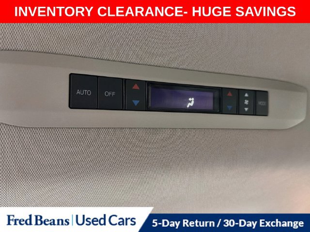 Used 2024 Toyota Sienna XLE w/ XLE Plus Package AWD/4WD image 34