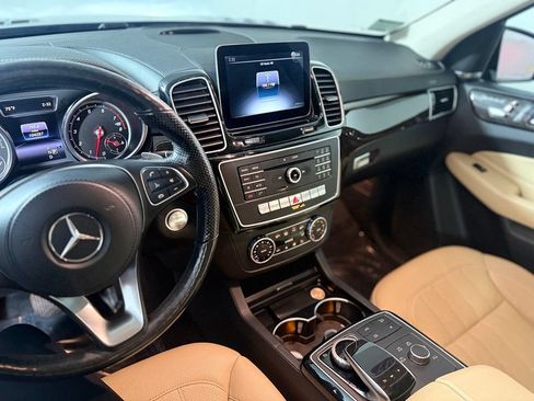 Used 2017 Mercedes-Benz GLS 450 4MATIC image 18