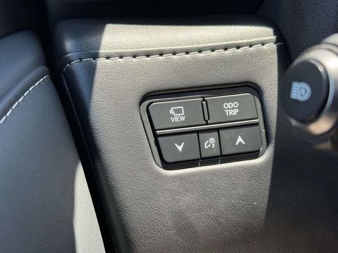 Used 2023 Lexus LX 600 F Sport w/ Accessory Package (Z1) AWD/4WD image 24