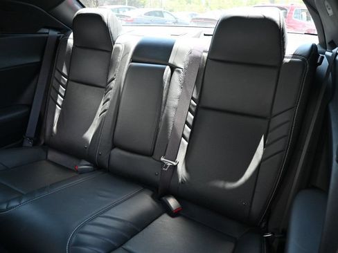 Used 2022 Dodge Challenger SRT Hellcat w/ Plus Package RWD image 18