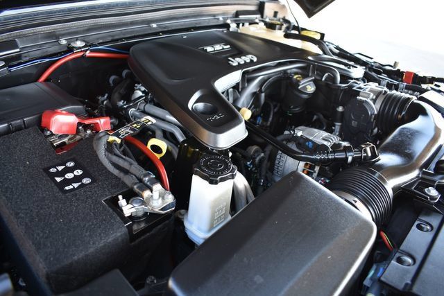 Used 2020 Jeep Gladiator Overland AWD/4WD image 22