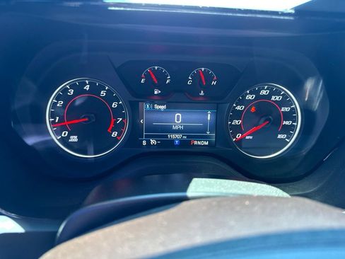 Used 2020 Chevrolet Camaro LT w/ RS Package RWD image 3