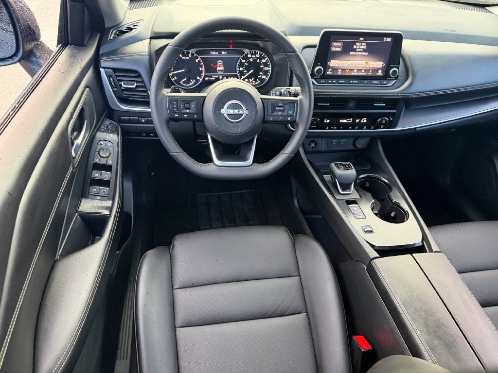 Certified 2024 Nissan Rogue SV w/ SV Premium Package FWD image 13