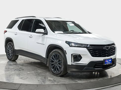 Used 2023 Chevrolet Traverse RS w/ LPO, Floor Liner Package image 9