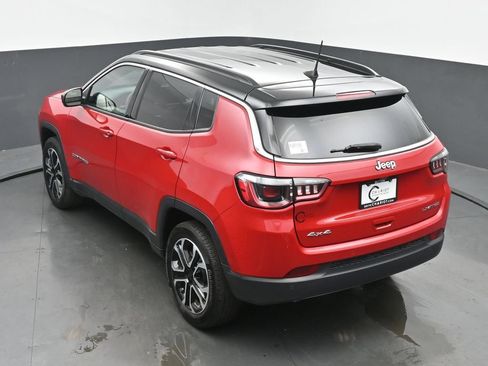 Used 2024 Jeep Compass Limited AWD/4WD image 40