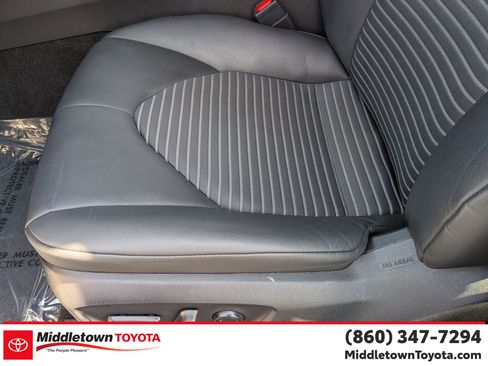 Used 2024 Toyota Camry SE w/ Cold Weather Package AWD/4WD image 15