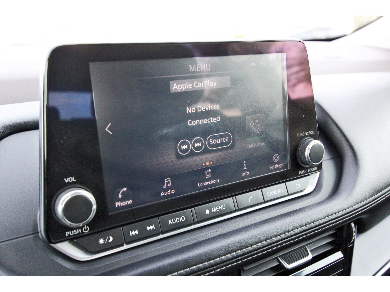 Used 2021 Nissan Rogue SL FWD image 27