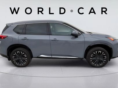 Used 2024 Nissan Rogue Platinum w/ Platinum Premium Package