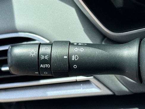 Used 2020 Subaru Outback Limited w/ Popular Package #2 AWD/4WD image 12
