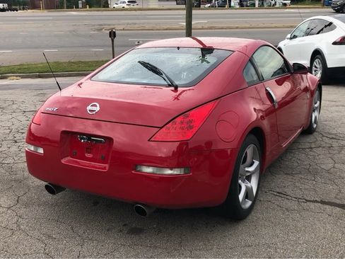 Used 2006 Nissan 350Z Enthusiast w/ (N93) Cargo Convenience Pkg RWD image 4