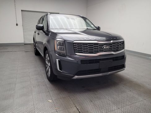 Used 2021 Kia Telluride EX w/ EX Premium Package image 14