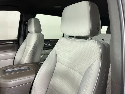 Used 2022 GMC Yukon XL SLE w/ Max Trailering Package image 16