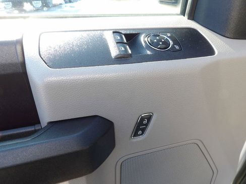 Used 2020 Ford F450 XL w/ Power Equipment Group image 15