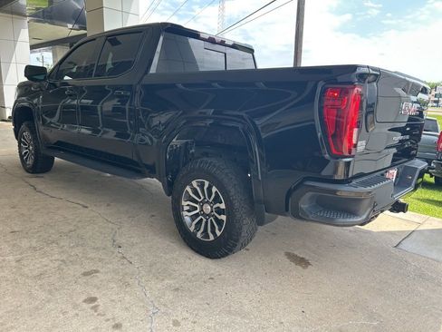 Used 2021 GMC Sierra 1500 AT4 w/ AT4 Premium Package AWD/4WD image 5