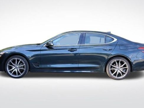 Used 2023 Genesis G70 2.0T image 8