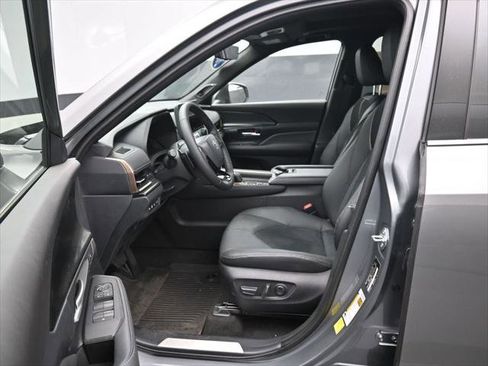 Certified 2026 Toyota Grand Highlander AWD Hybrid image 11