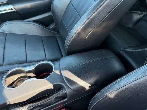 Used 2023 Ford Mustang Premium image 14