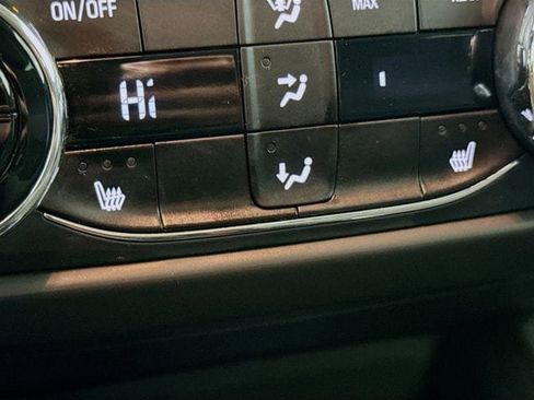 Used 2023 Chevrolet TrailBlazer LT w/ Convenience Package image 21