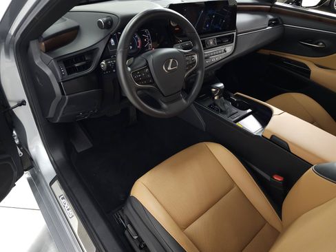 Used 2025 Lexus ES 350 w/ Accessory Package (Z2) FWD image 15