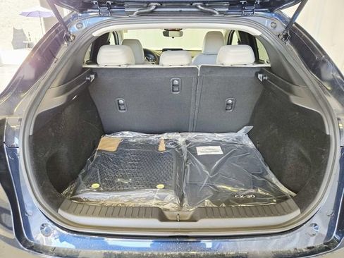New 2025 MAZDA CX-30 AWD 2.5 S w/ Preferred Package image 11