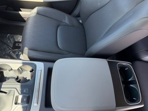 New 2026 Kia Carnival FWD image 14