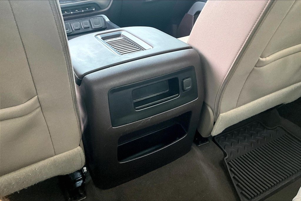 Used 2018 Chevrolet Silverado 1500 LT w/ Texas Edition AWD/4WD image 24