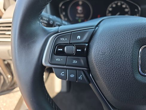 Used 2018 Honda Accord EX-L image 29