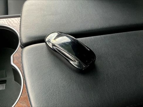 Used 2020 Tesla Model X Long Range image 35