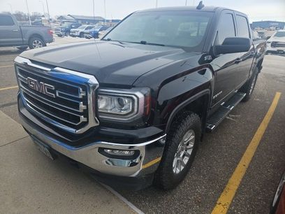 Used 2017 GMC Sierra 1500 SLE w/ SLE Value Package